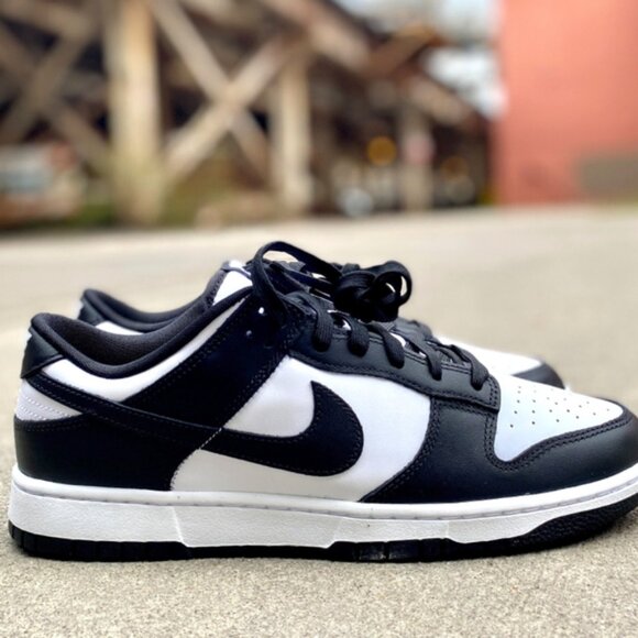 🆕 Nike Men's Retro Dunk Low Black And White Panda 🐼 Sneakers - Picture 3 of 15
